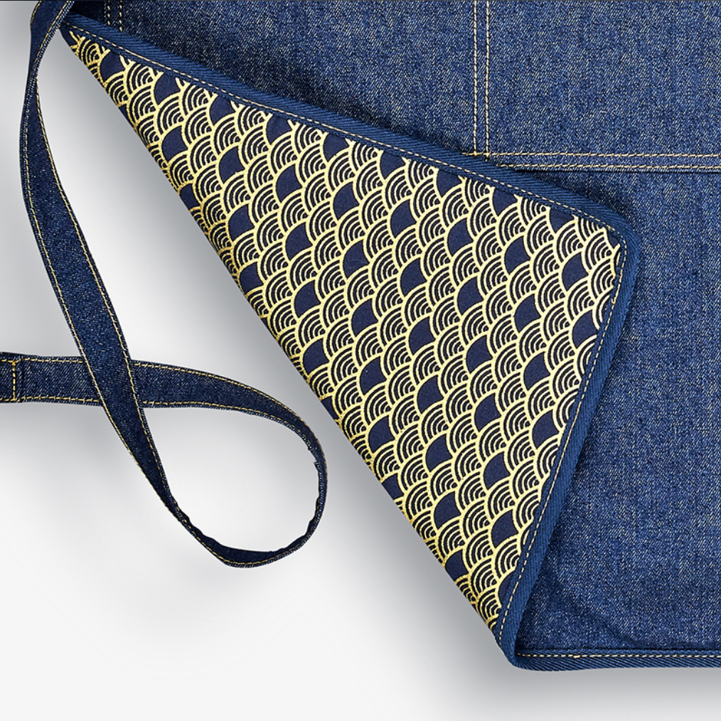 Denim-Schürze, verstellbare Nackengurte, Goldnähte